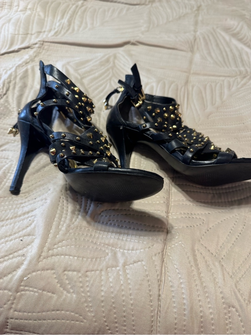 Guess Black Studded High Heel Women’s Shoes 5-1/2 M